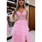 Robe de bal de fin d'année classique et intemporelle à bretelles spaghetti, col en V, coupe trapèze, fente latérale en tulle