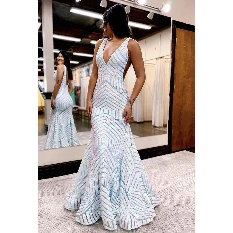 Robe de bal sirène classique et intemporelle à col en V et dos en V