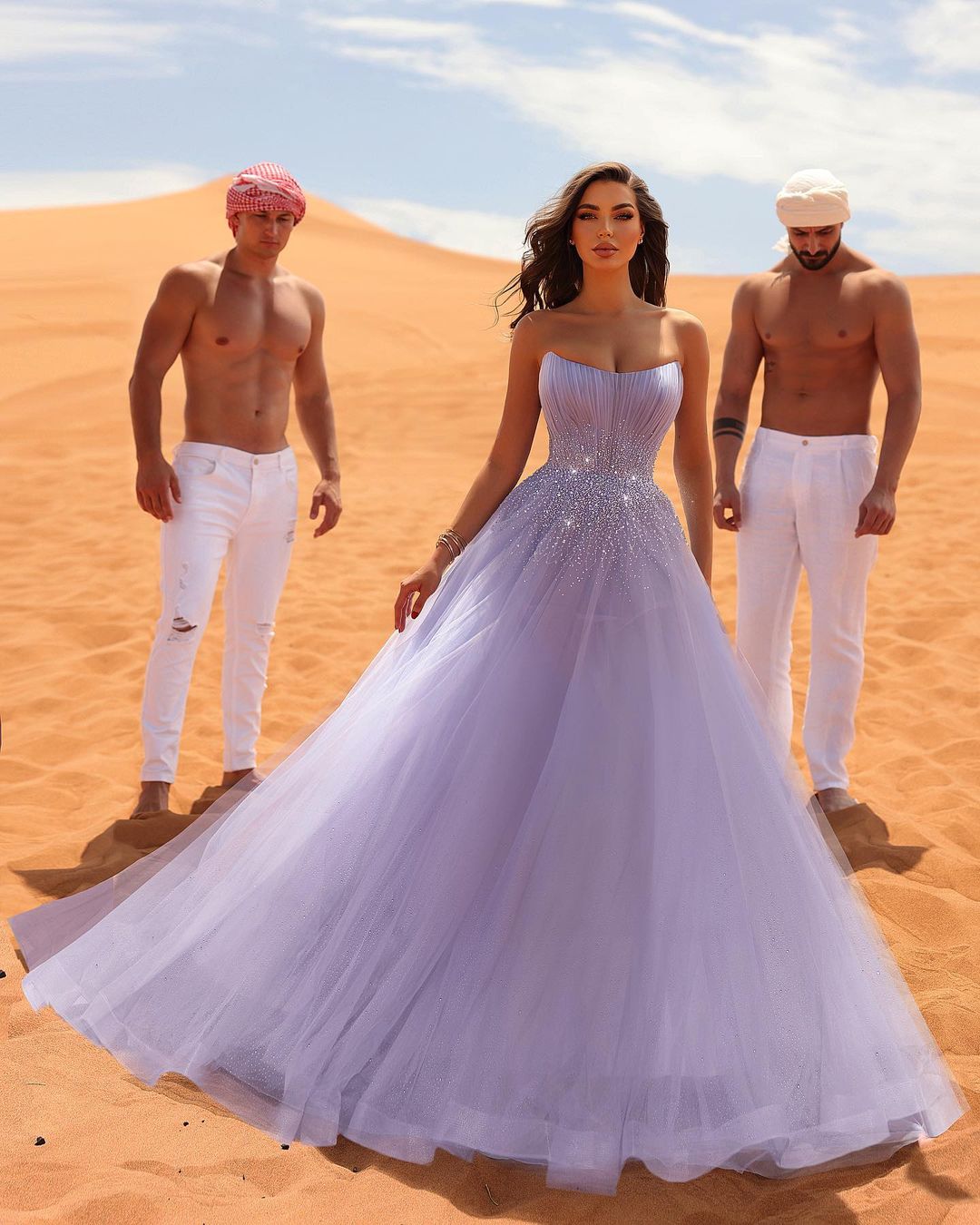Classy Long Lilac Sleeveless Crystals Tulle Evening Party Gowns
