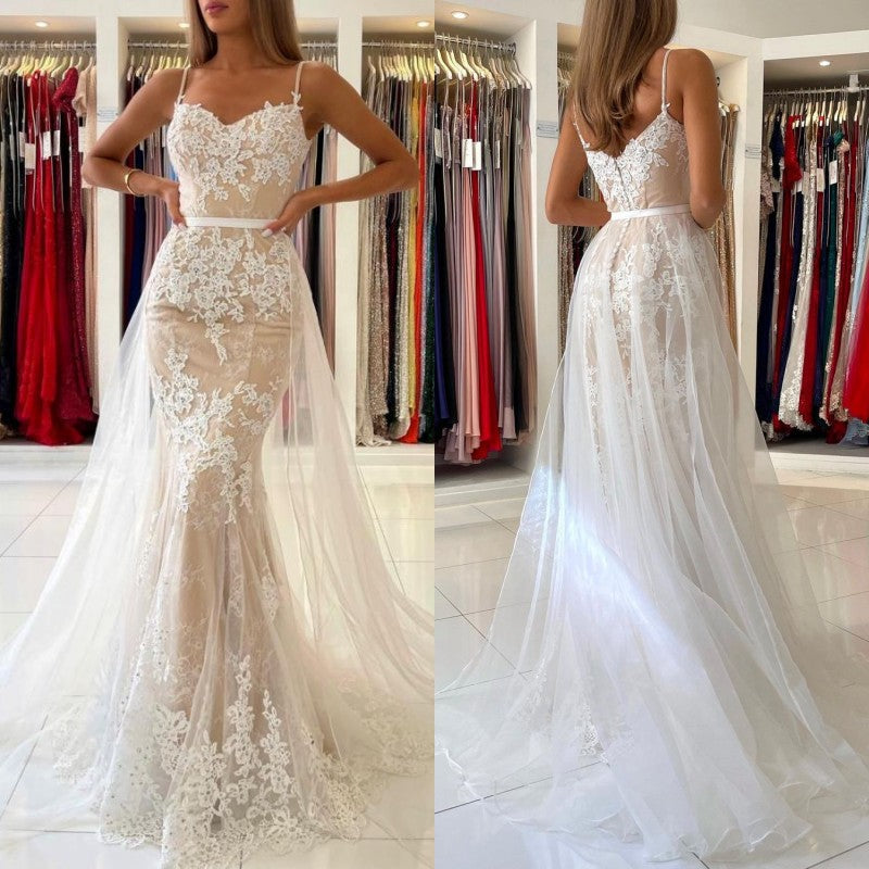 Robe de bal sirène élégante, applications de dentelle, bretelles spaghetti