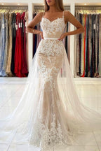 Robe de bal sirène élégante, applications de dentelle, bretelles spaghetti