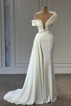Robes de mariée sirène élégantes à col en V, épaules dénudées et perles, sans manches