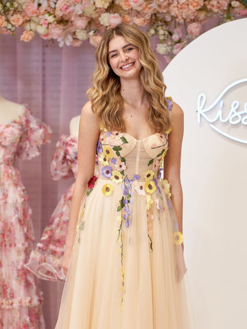 Vestido midi de fiesta con corsé de corte A y flores 3D