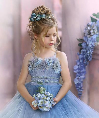 Lindos vestidos largos de princesa de tul azul grisáceo sin tirantes para niña de las flores