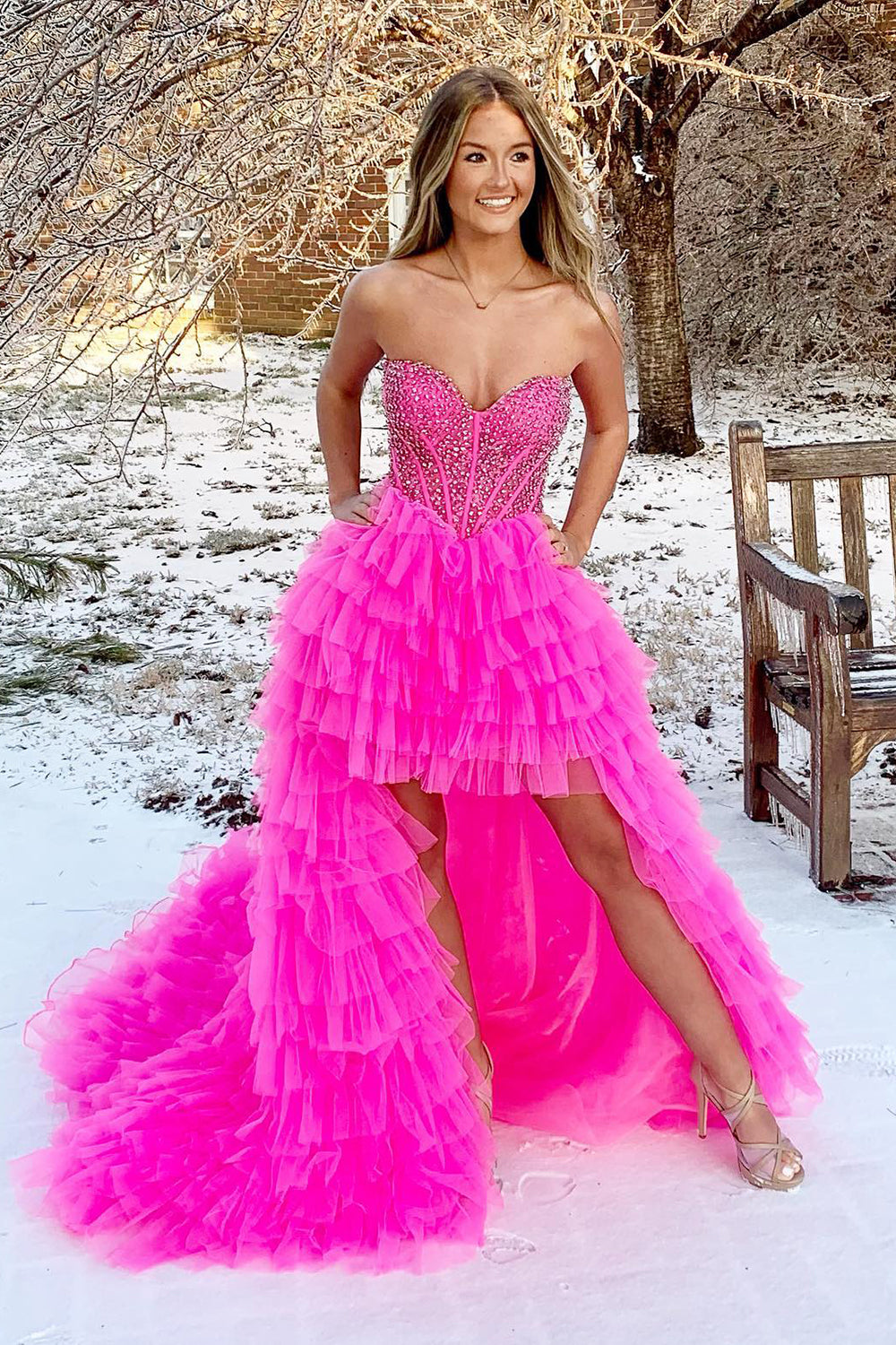 Robe de bal asymétrique en tulle