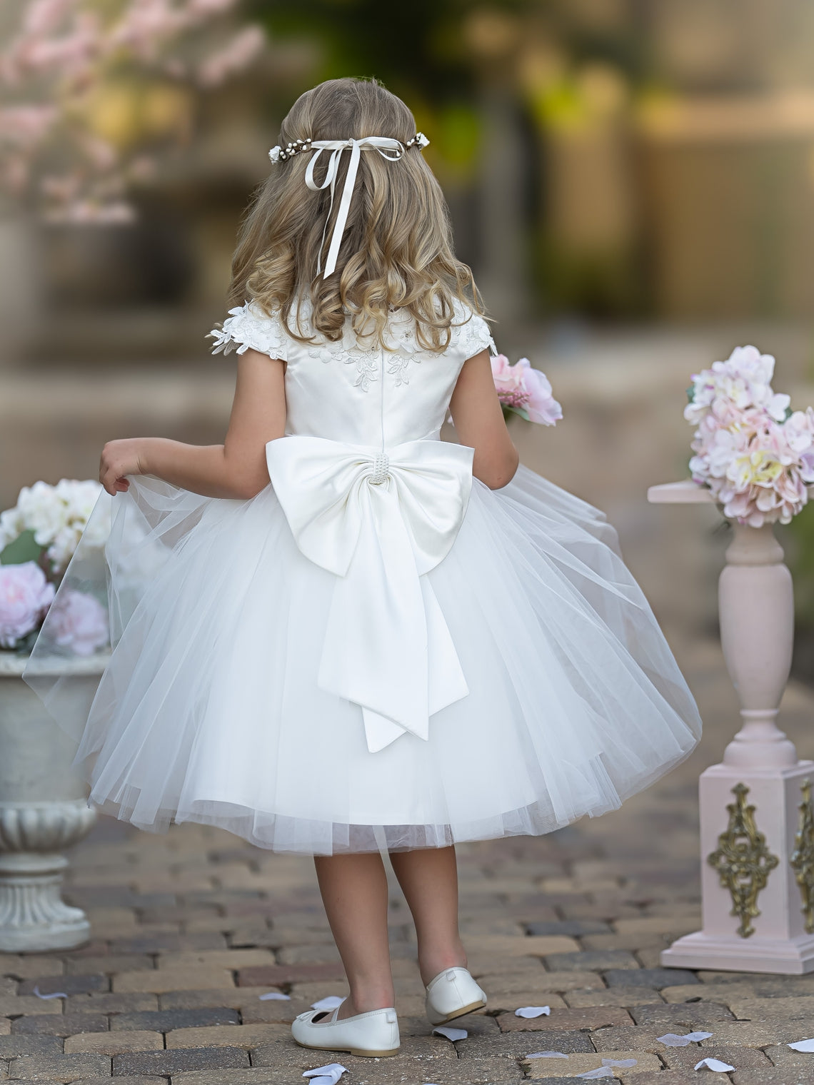 Vestido de niña de las flores de la Primera Comunión, color marfil, de tul satinado hasta la rodilla 