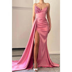 Vestido de fiesta de graduación largo con pliegues de satén y cuentas con escote en V sexy