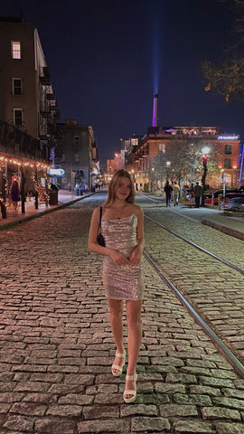 Vestido de fiesta de Nochevieja con tirantes finos y lentejuelas, vestido ajustado para baile de bienvenida Y479