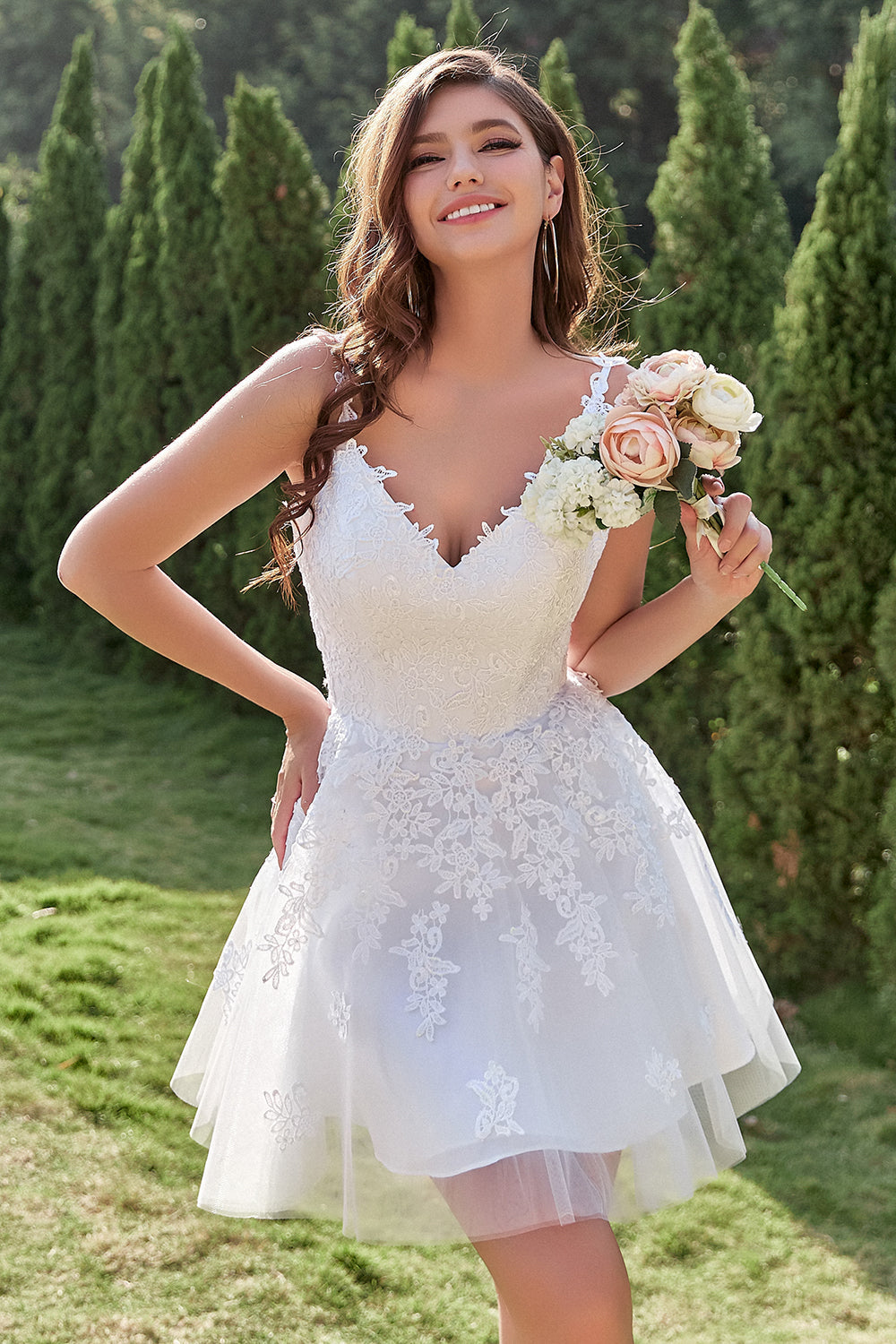 Vestido corto blanco de corte A para baile de bienvenida con espalda cruzada