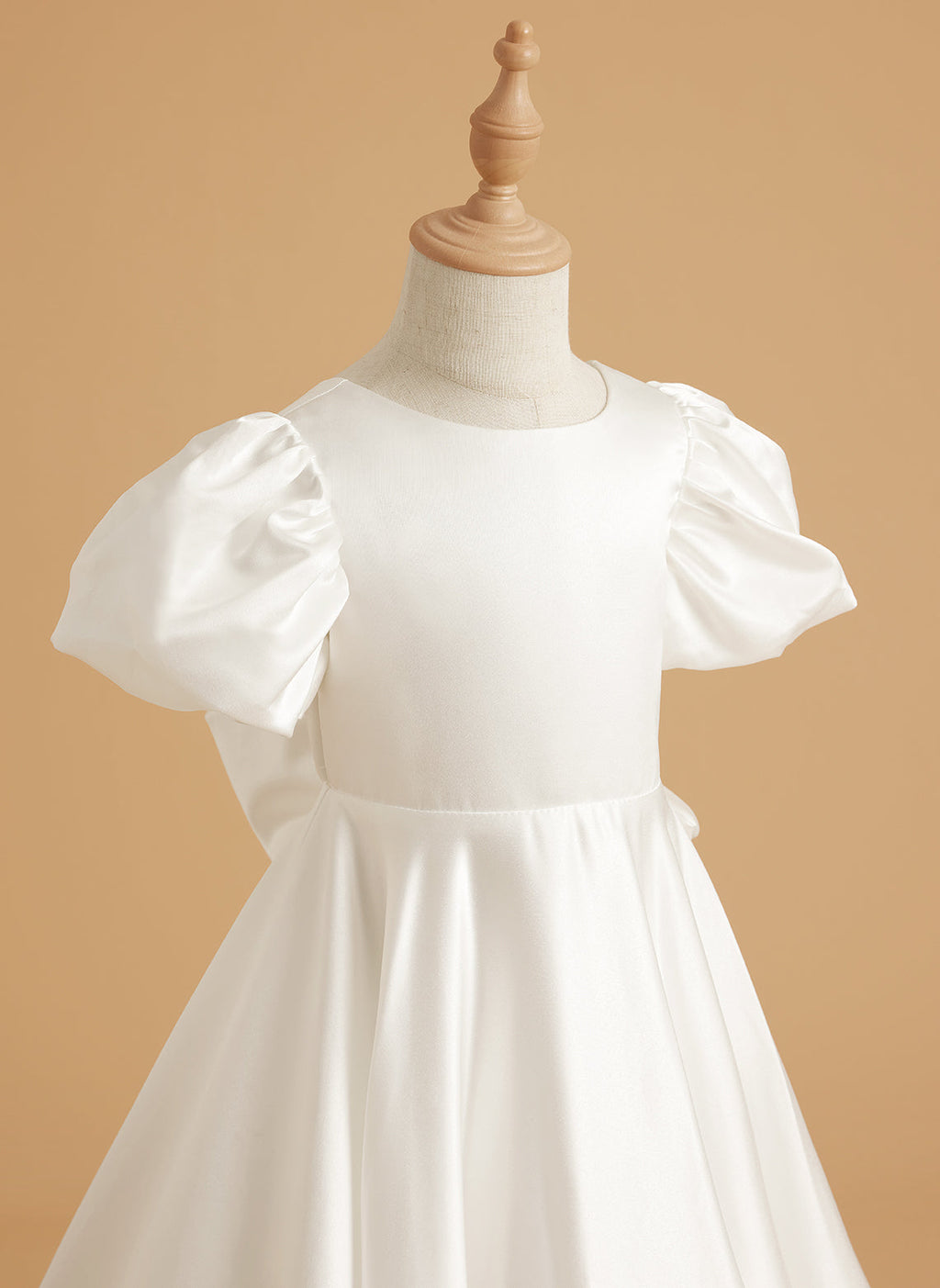 Vestido de niña de las flores con mangas abullonadas, lazo, botones en la espalda y cola de barrido 
