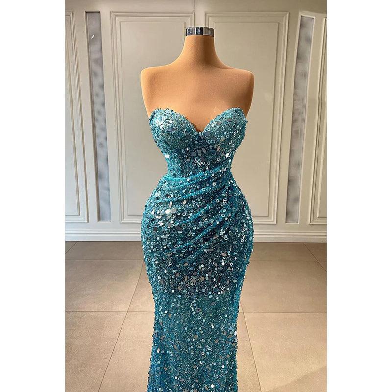 Robe de soirée sirène glamour à paillettes et col en V, sans manches, froncée