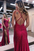 Vestido largo de fiesta rojo brillante con un solo hombro y abertura