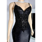 Vestido de fiesta de noche con lentejuelas y escote en V, estilo sirena, glamuroso y dramático, con tirantes finos