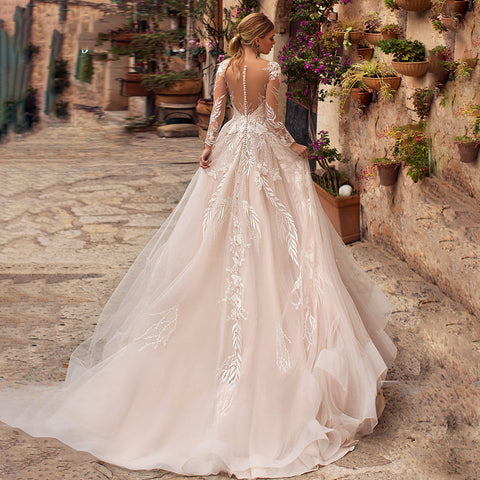 Vestido de novia sexy con escote en V, apliques, encaje, corte princesa, manga larga ilusión, estilo bohemio, 2023.