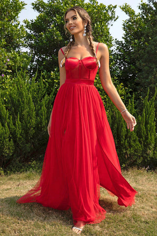 Vestido rojo de fiesta de noche con escote corazón