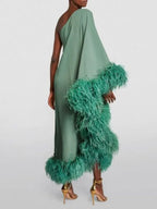 Vestido de noche de plumas para mujer, estilo primavera-verano, con un solo hombro y corte amplio – Una opción elegante y con estilo para ocasiones especiales 