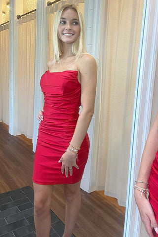 Vestido corto de fiesta rosa fucsia con escote corazón y fruncido, estilo tubo a la moda