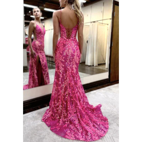 Robe de soirée à bretelles spaghetti et col en V avec appliques en dentelle et fente latérale 