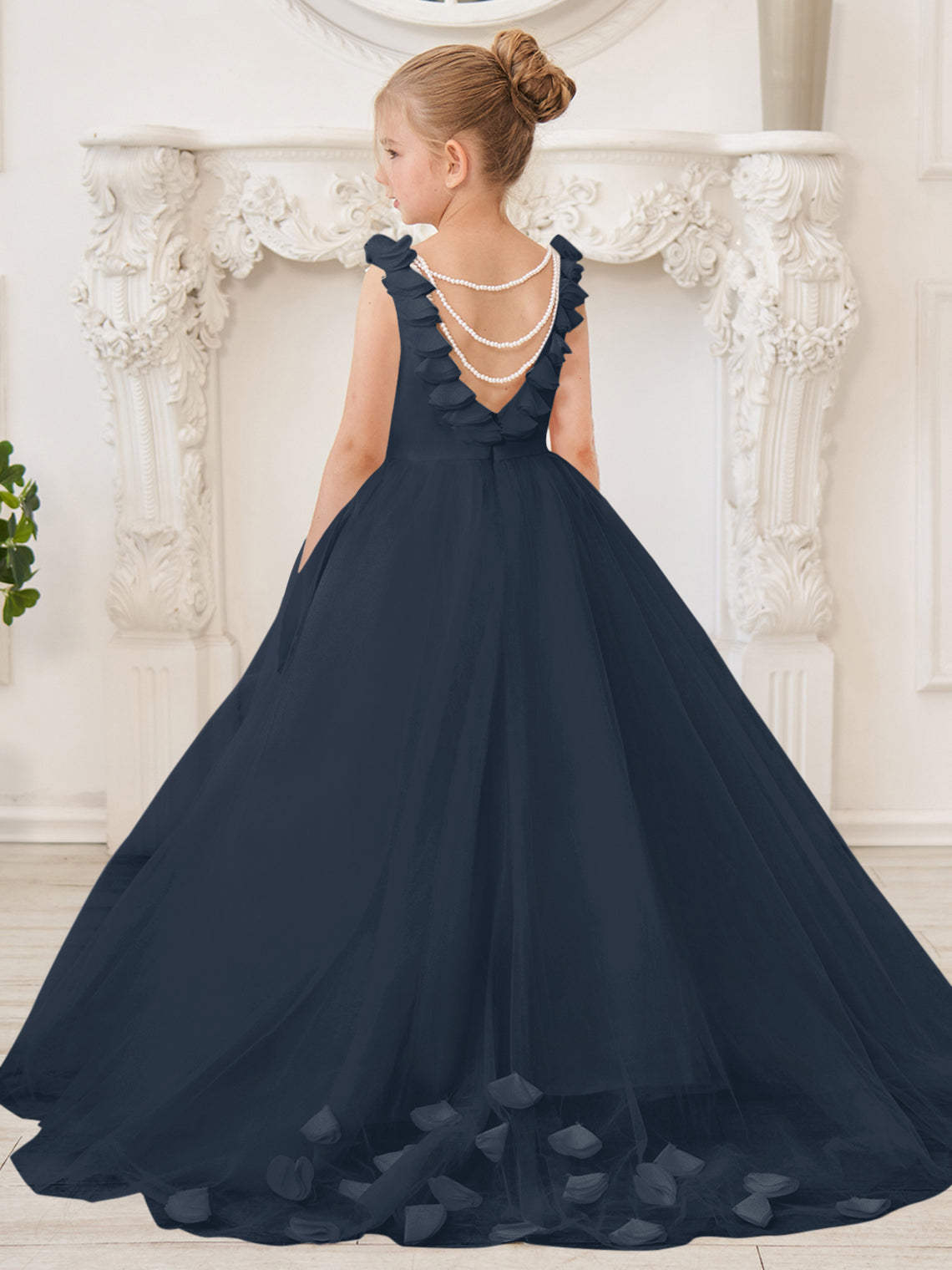 Elegante vestido blanco de tul para niña de las flores con cola corta 