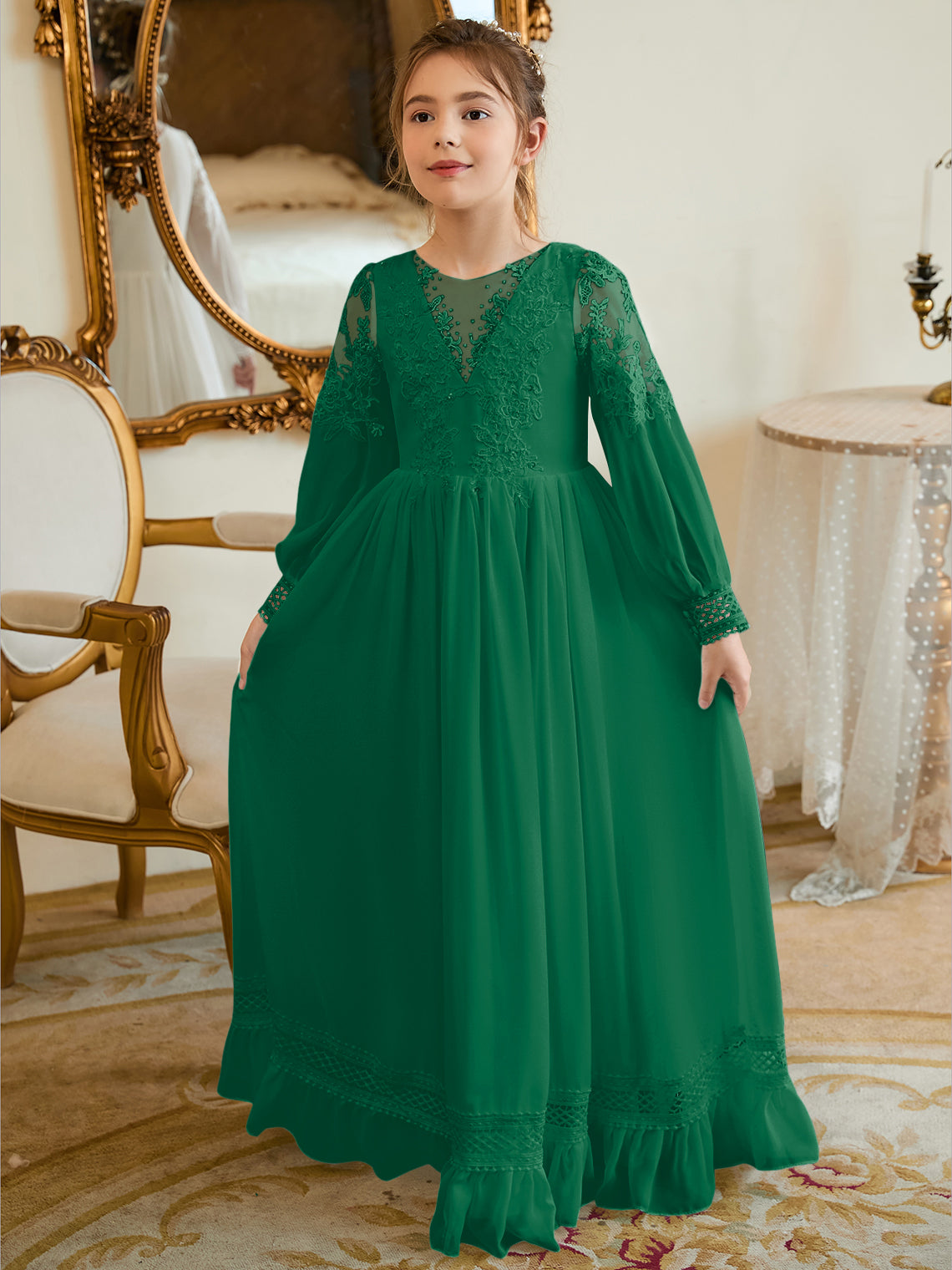 Vestido de Primera Comunión color marfil, corte en A, de gasa hasta el suelo 