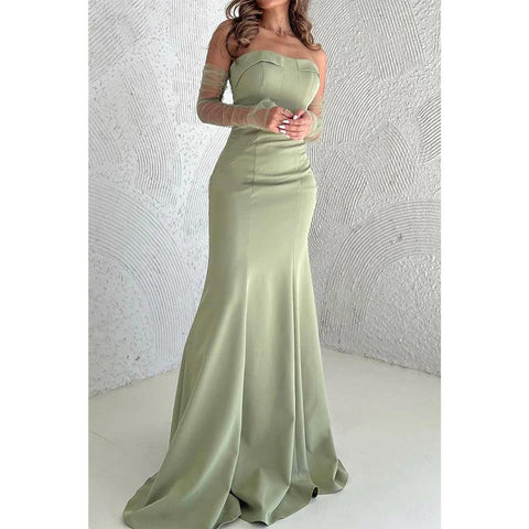 Vestido de fiesta de noche corte trompeta sin tirantes con cola 