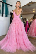 Vestido largo de fiesta rosa con tirantes finos, corte en A y volantes
