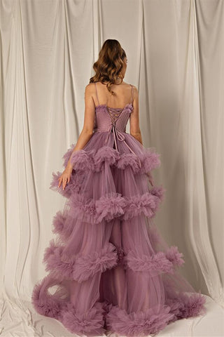 Robe de bal longue en tulle à bretelles spaghetti et jupe trapèze à volants