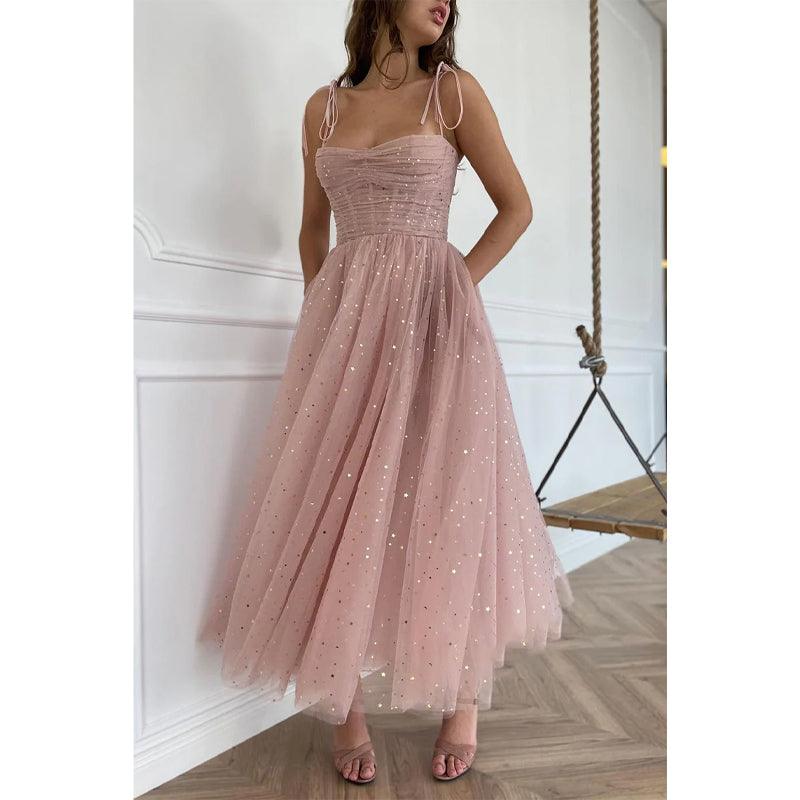 Robe de soirée rose à bretelles spaghetti et paillettes avec poches 