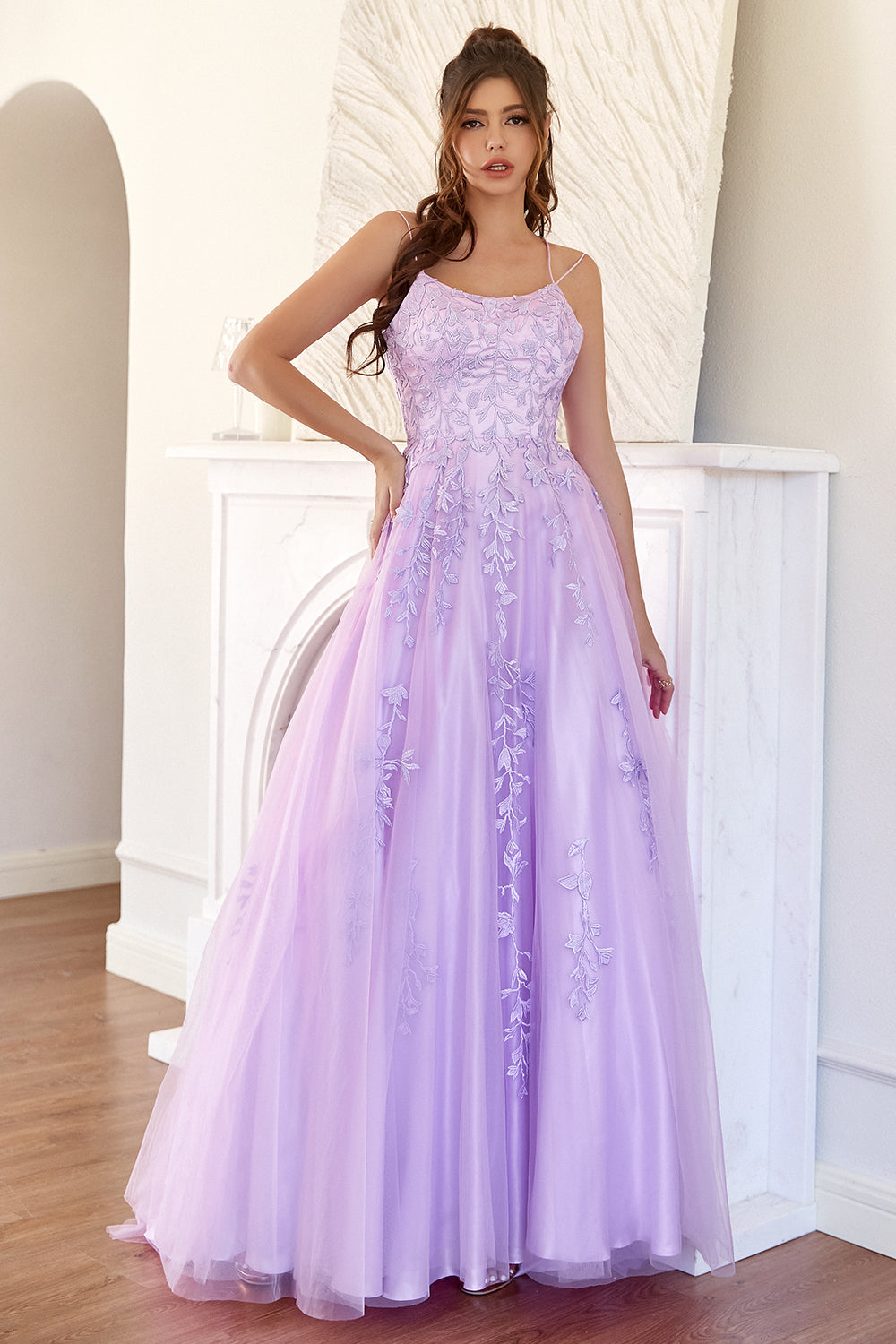 Robe de bal élégante lavande coupe trapèze