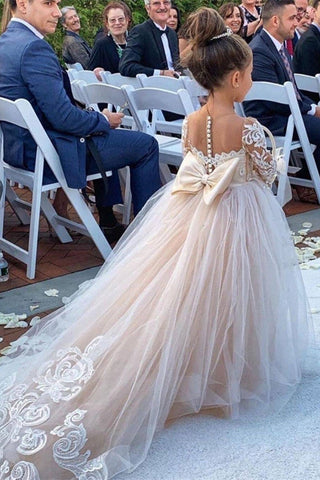 Robe de demoiselle d'honneur en tulle et dentelle à manches longues avec nœud papillon
