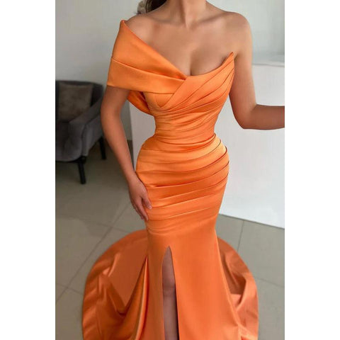 Robe de soirée longue sirène simple à une épaule sans manches en satin froncé