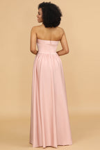 Robe de demoiselle d'honneur longue en satin rose poudré sans bretelles, coupe trapèze