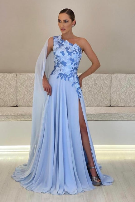 Vestido de dama de honor de gasa corte A de diseñador, estilo maoísta, con un solo hombro y sin mangas, con apliques y abertura.