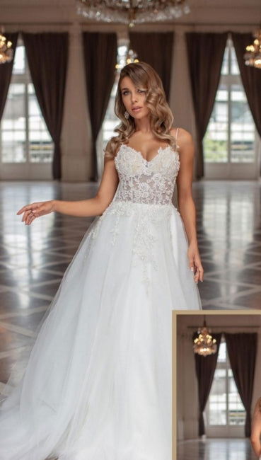 Vestidos de novia largos de diseñador, corte en A, escote en V, tul sin mangas con encaje