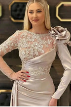 Vestidos de noche largos de sirena de encaje color champán de diseñador con mangas largas