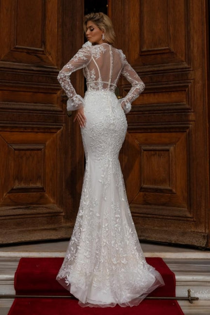Robes de mariée sirène longues en dentelle à col en V et manches longues, signées de créateurs