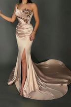 Vestidos de noche de sirena largos, sin mangas, con escote corazón y abertura, de diseñador, con brillo.