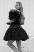 Robes de soirée courtes noires à épaules dénudées en tulle pailleté de créateur