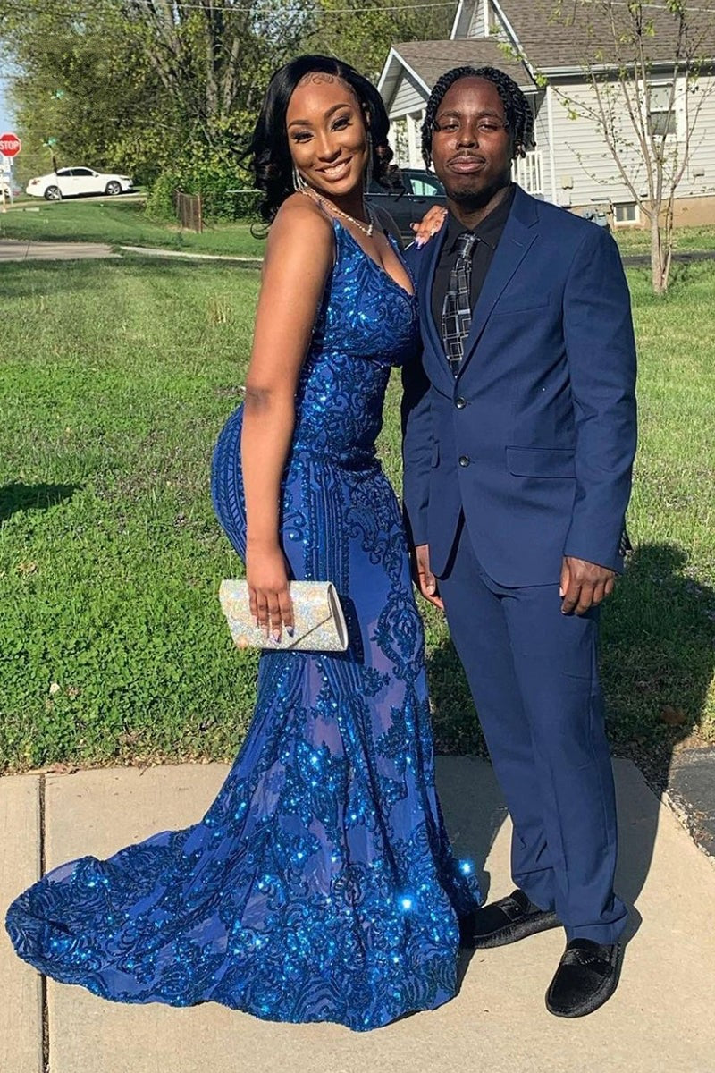Robe de bal sirène longue en dentelle à bretelles spaghetti et sans manches