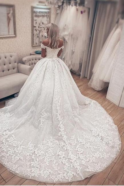 Robes de mariée de créateurs style princesse | Robes de mariée en dentelle