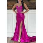 Vestido de noche de graduación con mangas abullonadas desmontables, escote en V, apliques y abertura lateral 