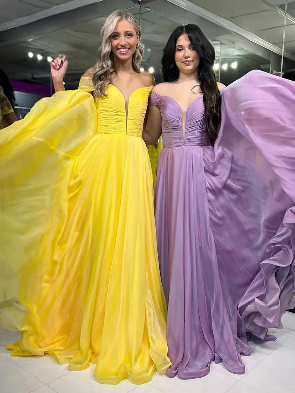 Dorita | Vestidos largos de fiesta de gasa con hombros descubiertos