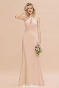 Vestido de fiesta largo hasta el suelo de sirena ajustada con escote halter de ensueño para damas de honor