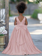 Vestido rosa sin mangas de satén con escote con cuentas y detalle de lazo