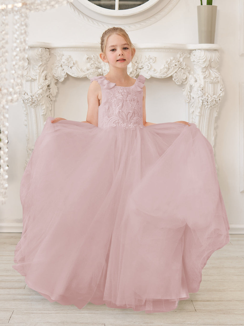 Elegante vestido blanco de tul para niña de las flores con cola corta 