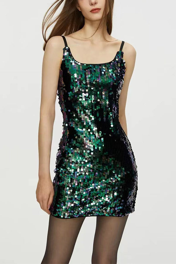Robe moulante à bretelles et dos nu 