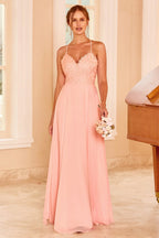 Robe de demoiselle d'honneur en dentelle rose poudré