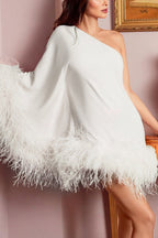 Robe mini de soirée asymétrique à ourlet plume Vegas Living 