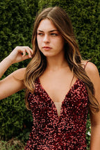 Vestido corto de fiesta con lentejuelas y espalda cruzada