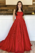 Vestido de graduación rojo de princesa con tirantes finos